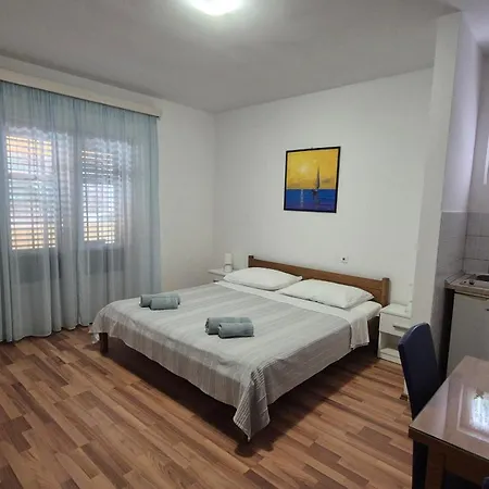 Apartment Vodanovic