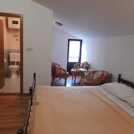 Vodanovic Apartamento Blace