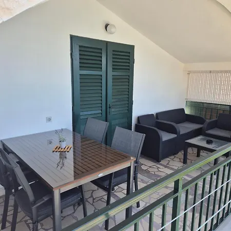 Appartement Vodanovic *